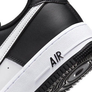 NIKE AIR FORCE 1 07