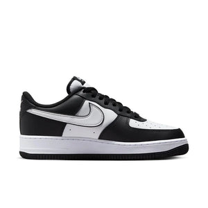 NIKE AIR FORCE 1 07