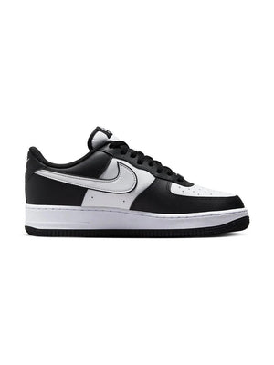 NIKE AIR FORCE 1 07