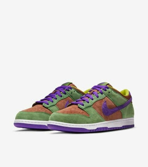 NIKE DUNK LOW SP