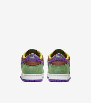 NIKE DUNK LOW SP