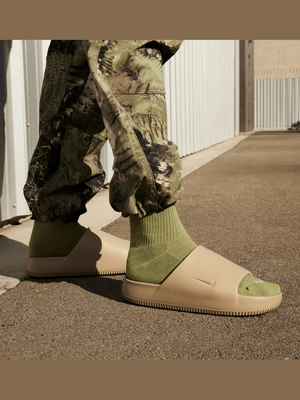 NIKE CALM SLIDE