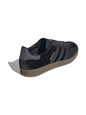 ADIDAS GAZELLE INDOOR W CBLACK/CARBON/GREFIV