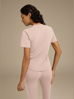THE GIVING MOVEMENT WOMENS SOFTSKIN CURVED HEM T-SHIRT