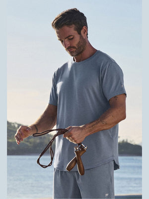 FABLETICS THE 24-7 TEE CURVED HEM