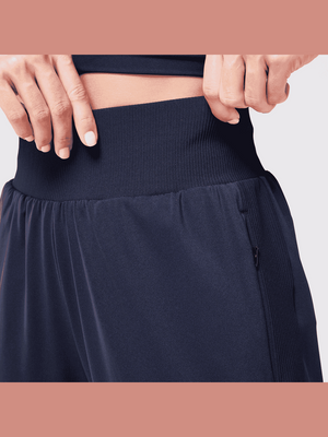 SQUATWOLF CORE FLARE JOGGERS