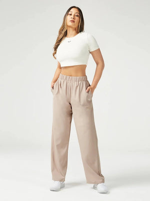 SQUATWOLF ESSENTIAL CROPPED TEE