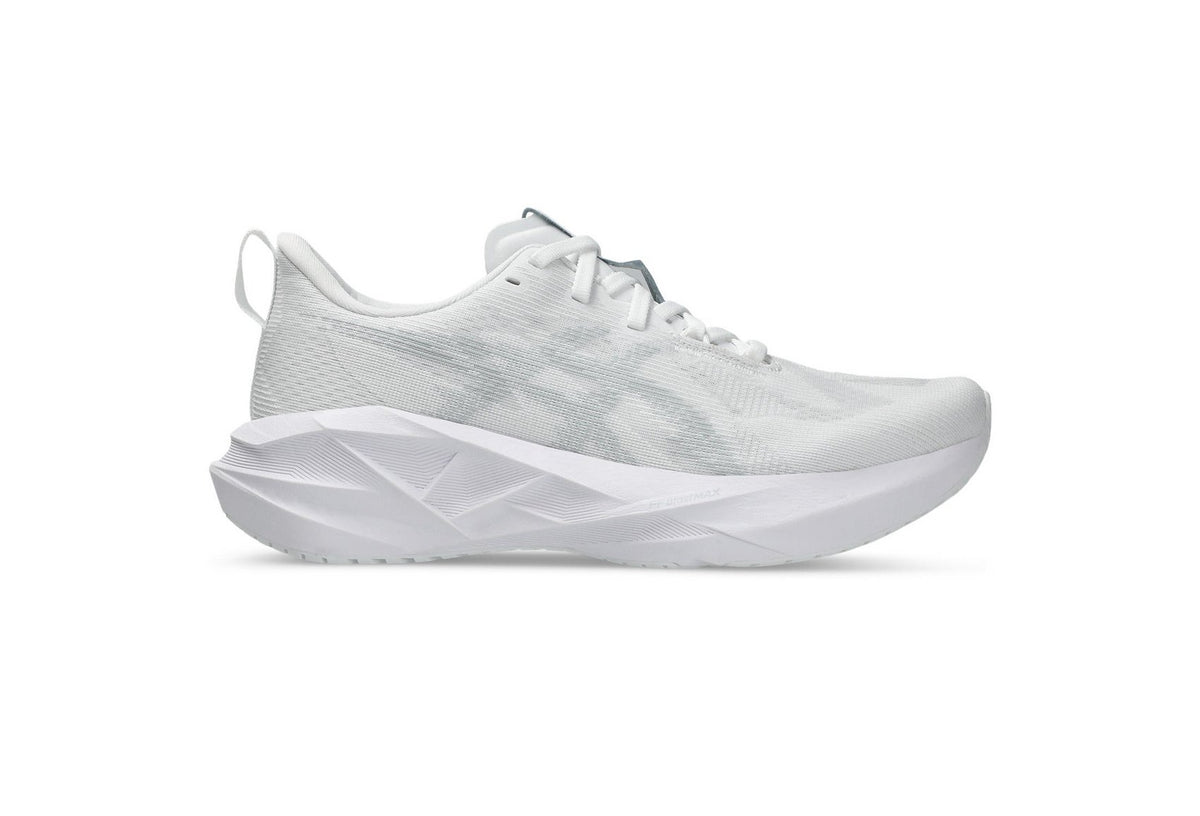 ASICS NOVABLAST 5