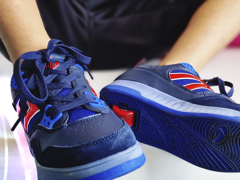 BREEZY ROLLERS 2195700 (BLUE-RED)