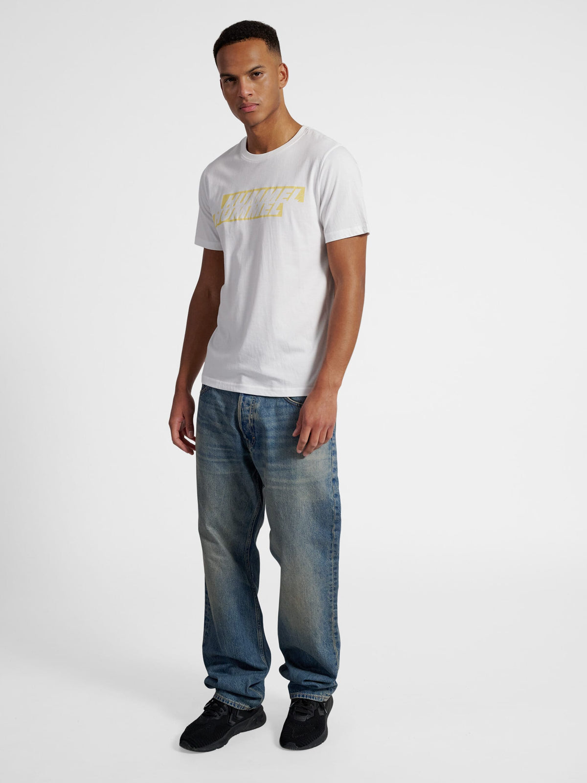 HUMMEL hmlGRAPHIC DISPLACED LOGO TEE