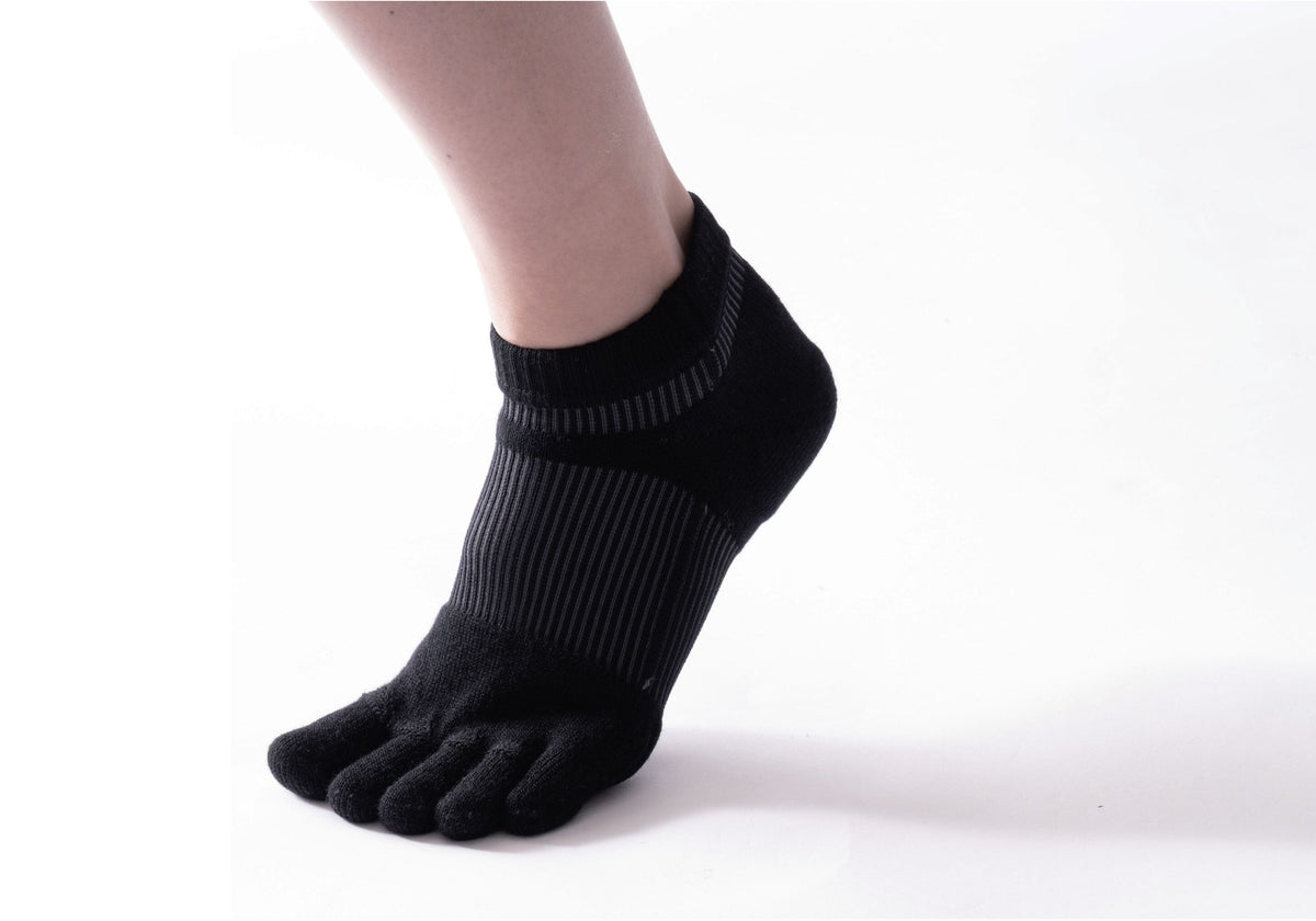 MIKASA NINJA SOCKS
