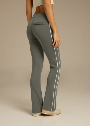 THE GIVING MOVEMENT WOMENS SCUBA SOFT 29 INCH FLARE LEG PANT