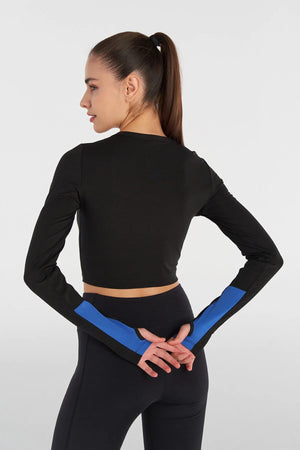 HUMMEL- HMLVENTURA CROP TOP