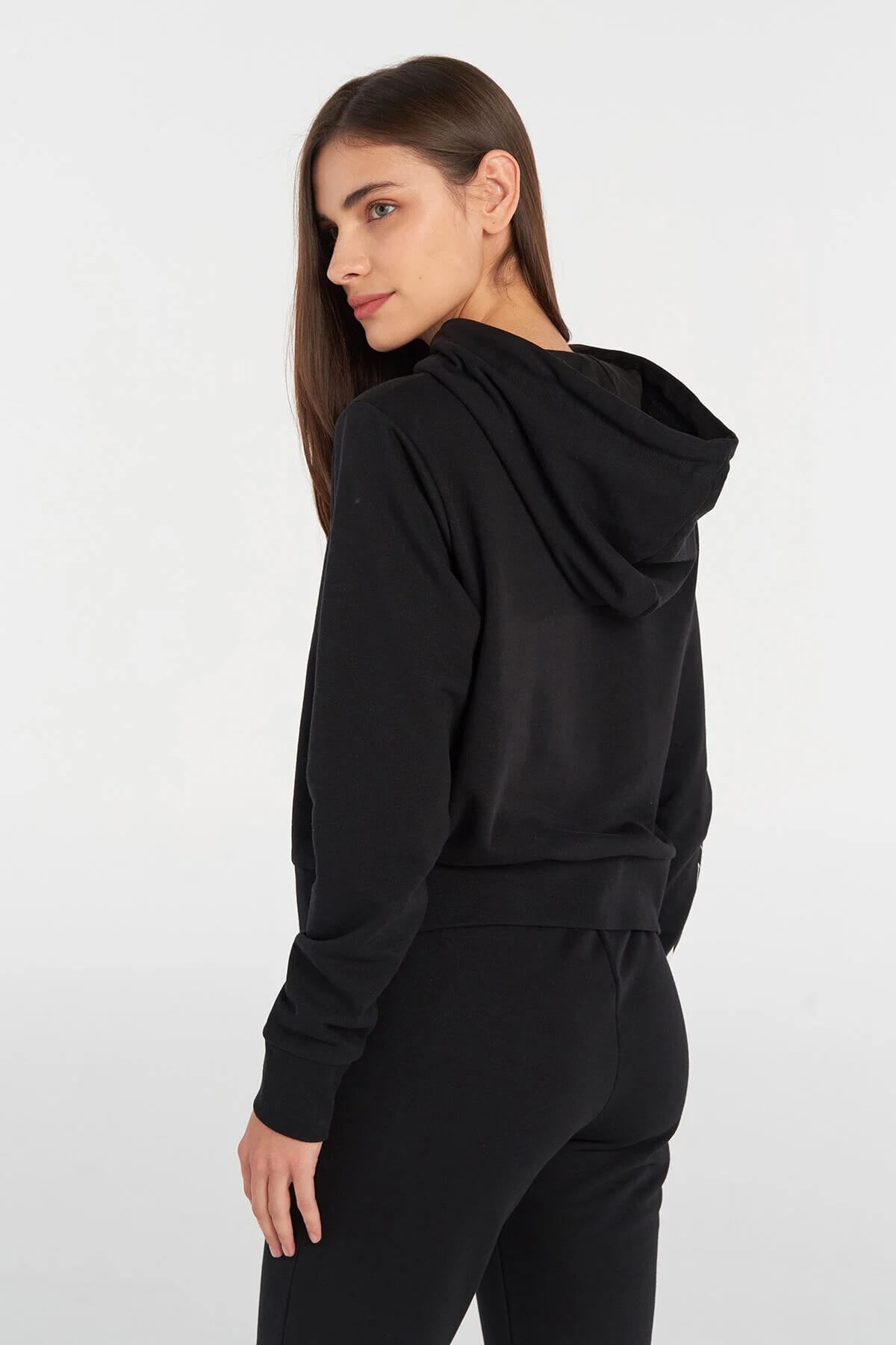 HUMMEL- hmlT-TE ELEMENTAL SHORT HOOIDE