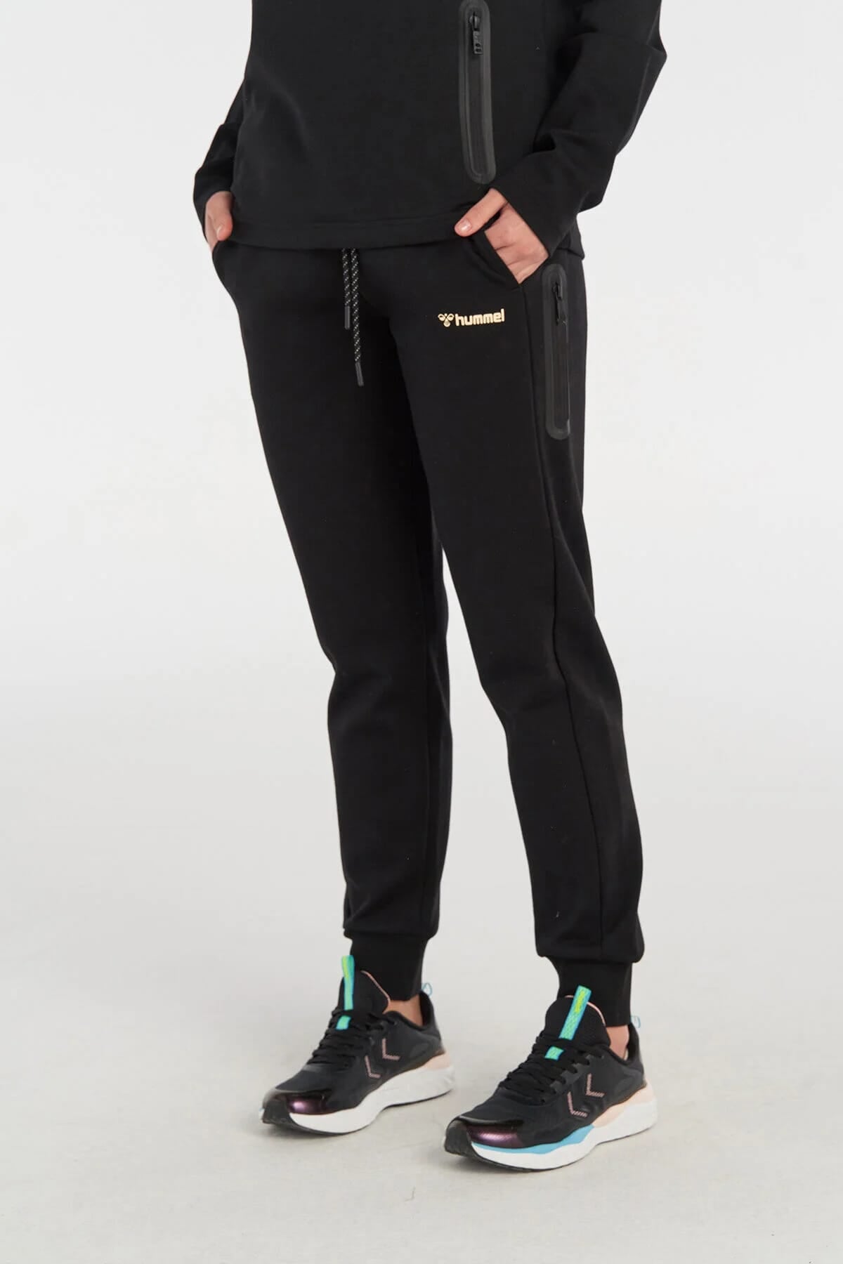 HUMMEL- HMLFUYU PANTS