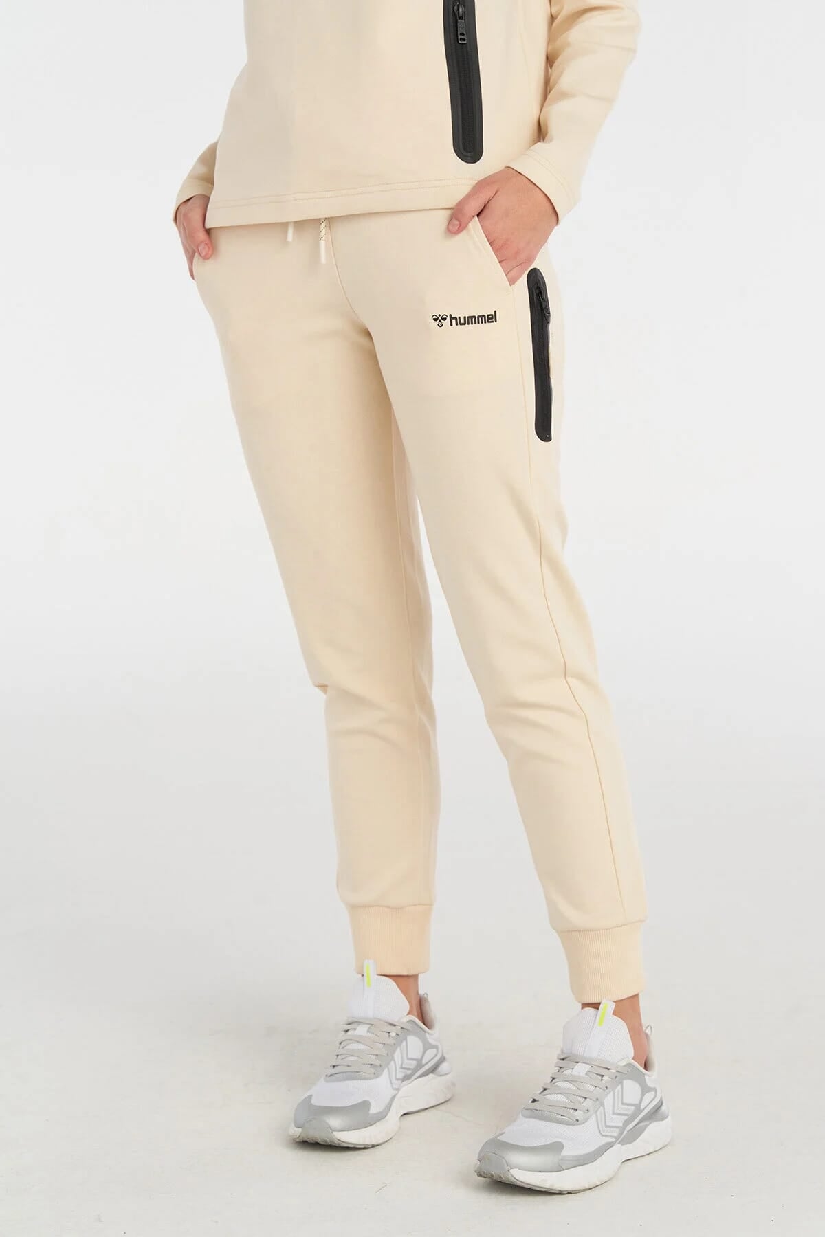 HUMMEL- HMLFUYU PANTS