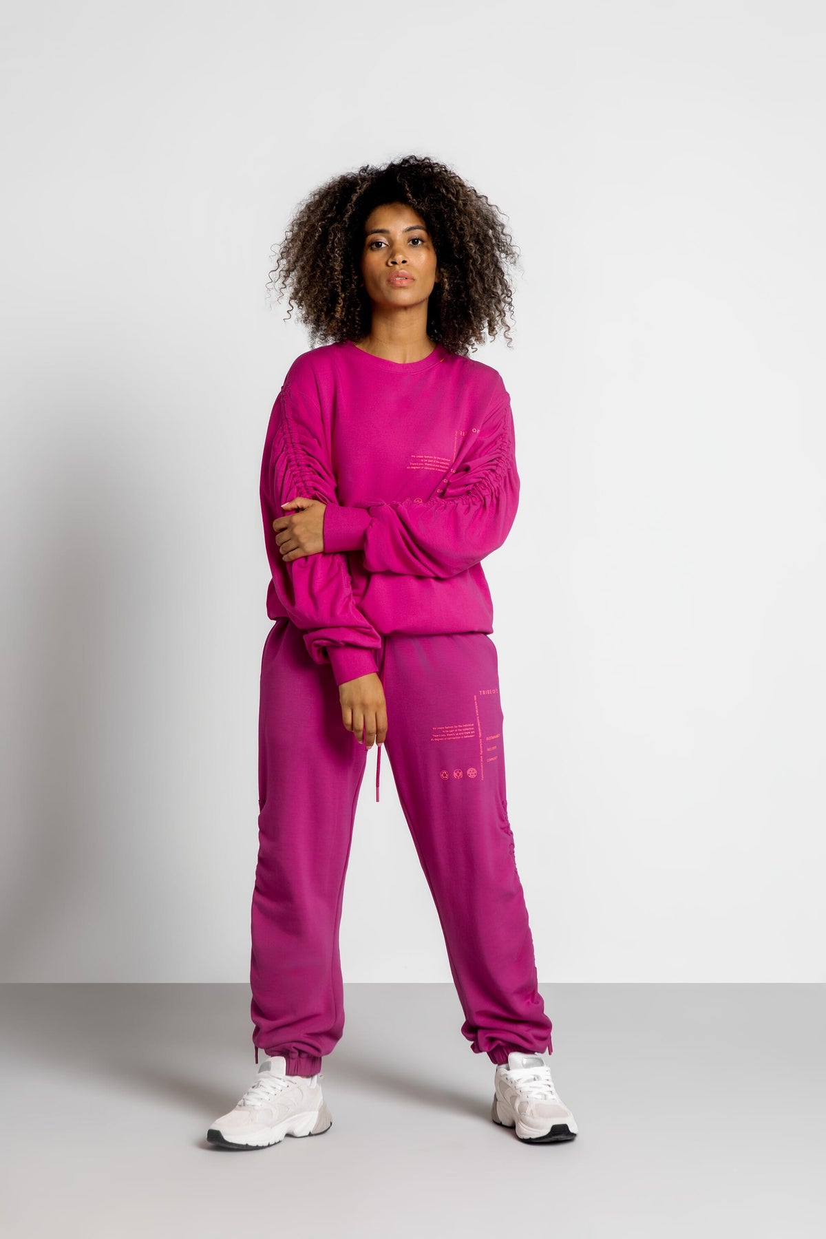 TRIBE OF 6 BLAKELY CREW NECK SWEATSHIRT