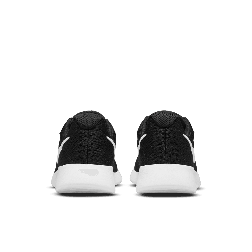 NIKE TANJUN