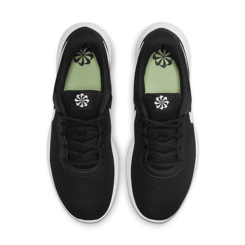 NIKE TANJUN