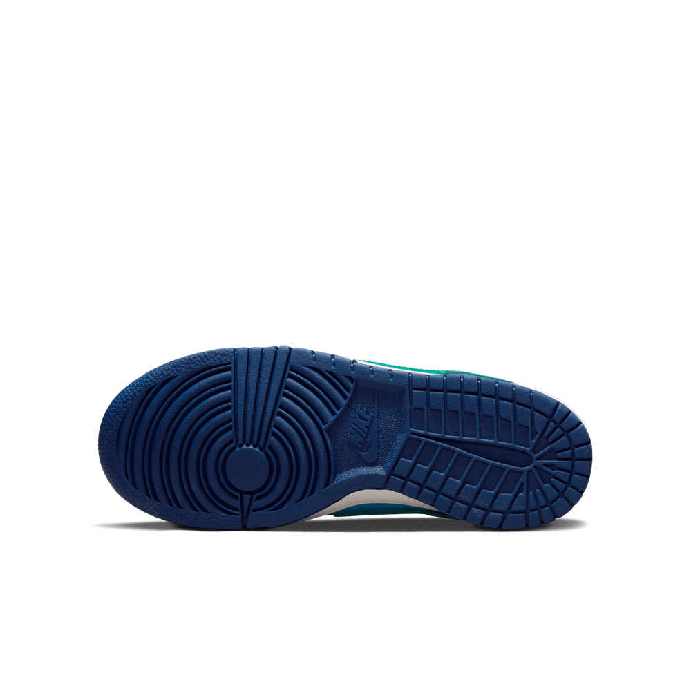 NIKE DUNK LOW(GS)