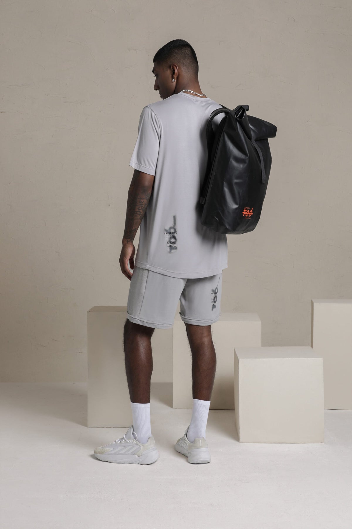 TRIBE OF 6 DELHI GRAPHIC TEE