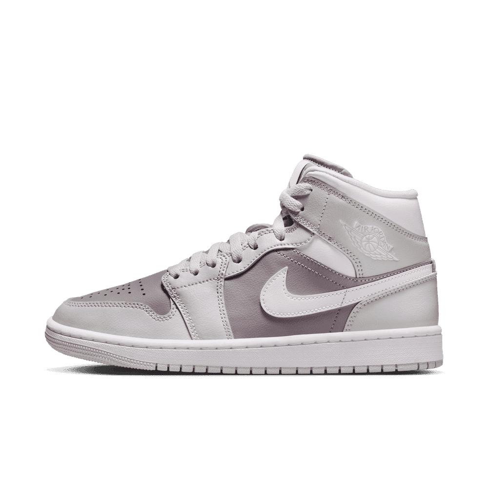 NIKE WMNS AIR JORDAN 1 MID