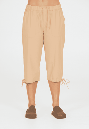 CRUZ Emmy W Capri Pants