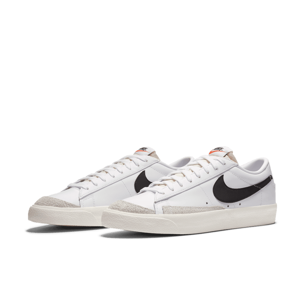 NIKE BLAZER LOW '77 ESS