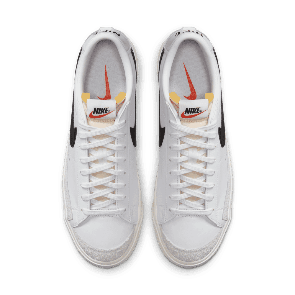NIKE BLAZER LOW '77 ESS