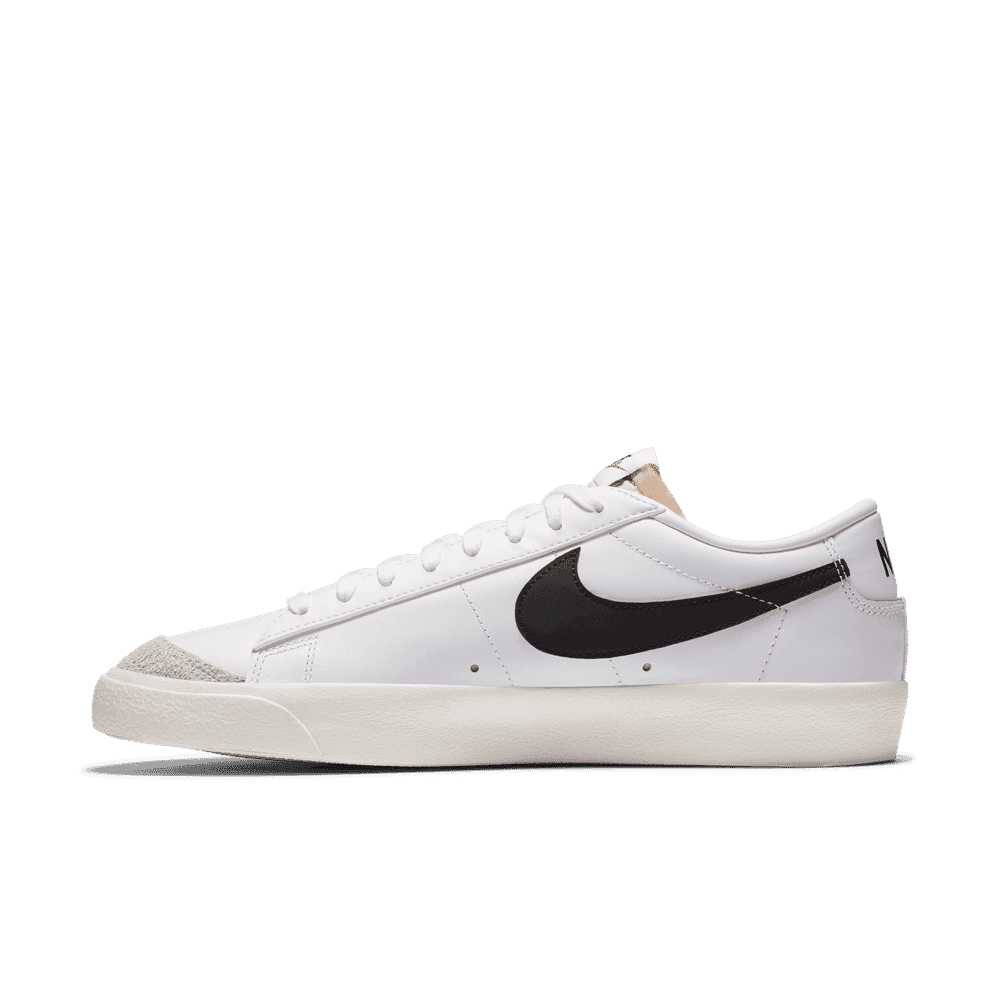 NIKE BLAZER LOW '77 ESS