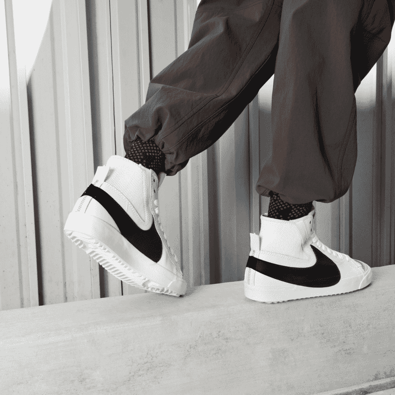 NIKE BLAZER MID '77 JUMBO