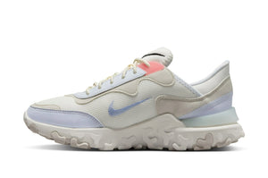 W NIKE REACT R3VISION