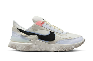 W NIKE REACT R3VISION