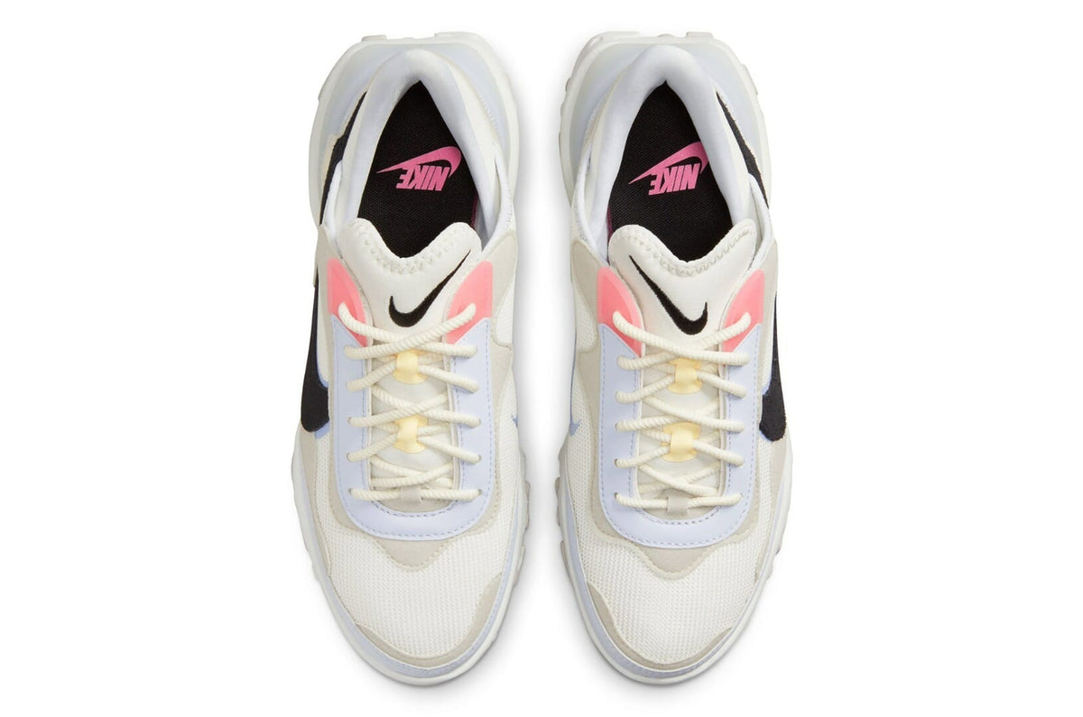 W NIKE REACT R3VISION