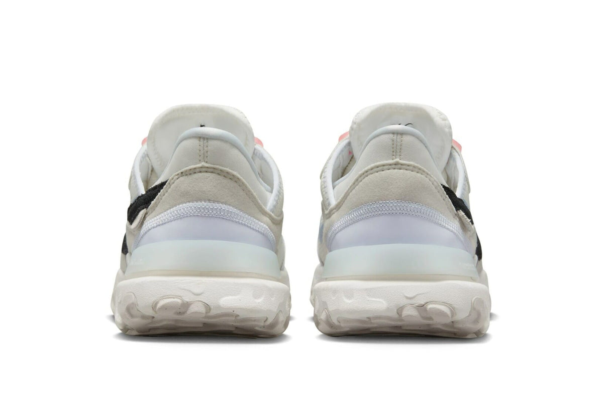 W NIKE REACT R3VISION