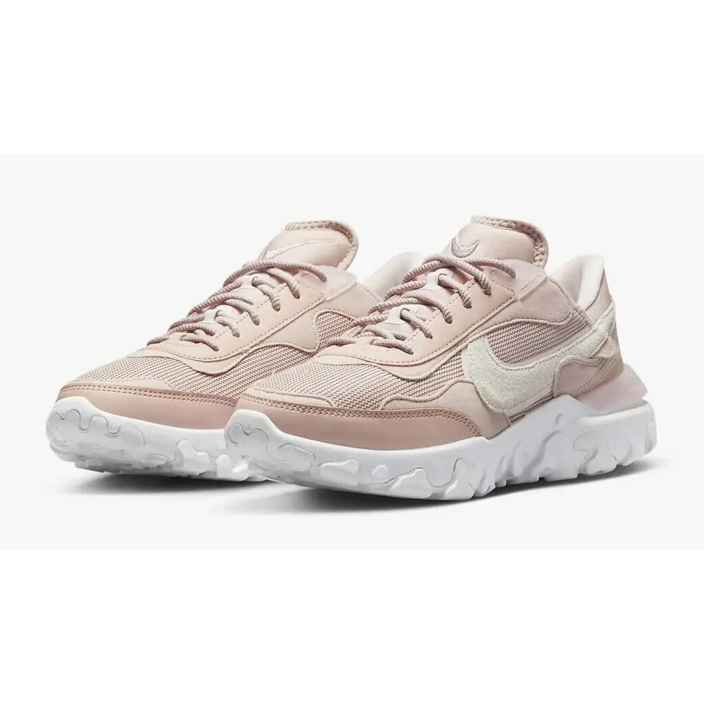 W NIKE REACT R3VISION