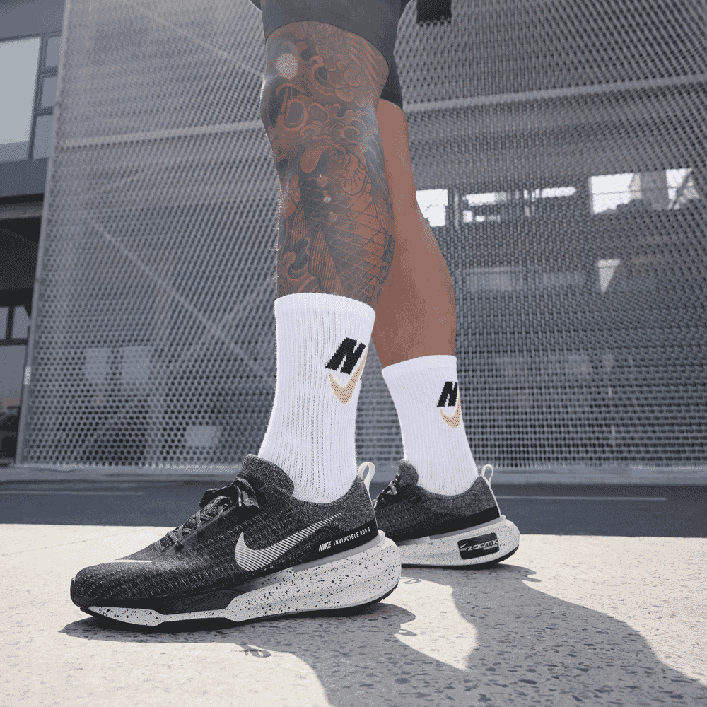 NIKE ZOOMX INVINCIBLE RUN FK 3