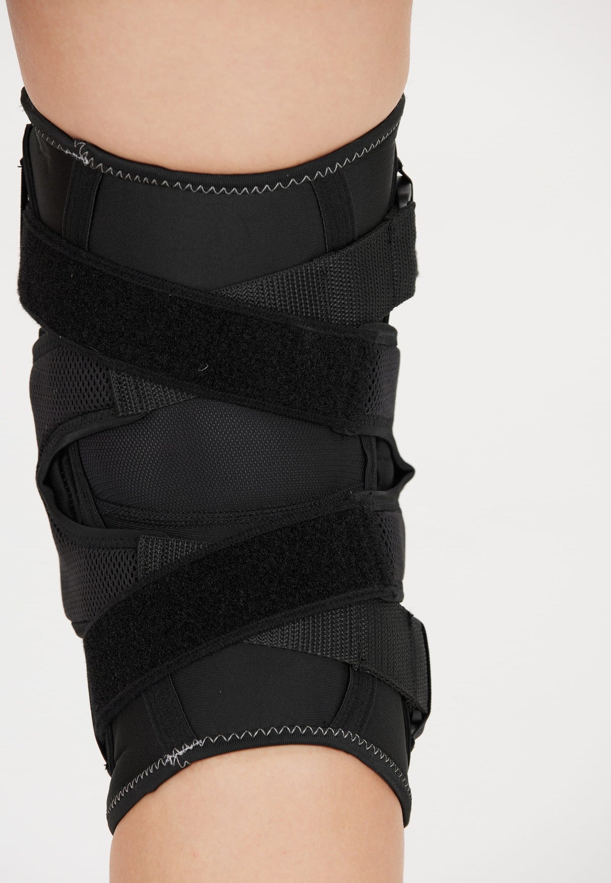 ENDURANCE PROTECH OPEN KNEE SUPPORT W/ JOINTS