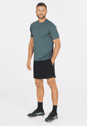 ENDURANCE DYNE M SHORTS