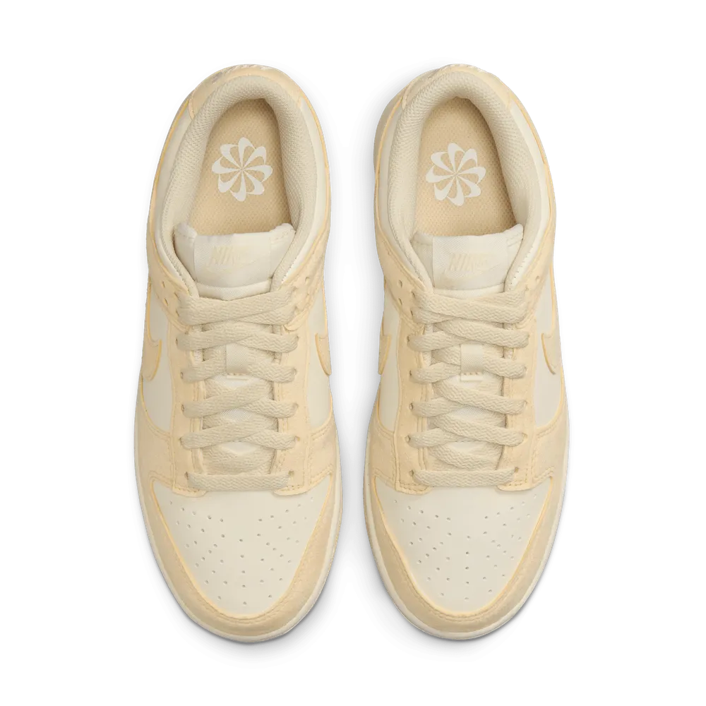 NIKE WMNS NIKE DUNK LOW