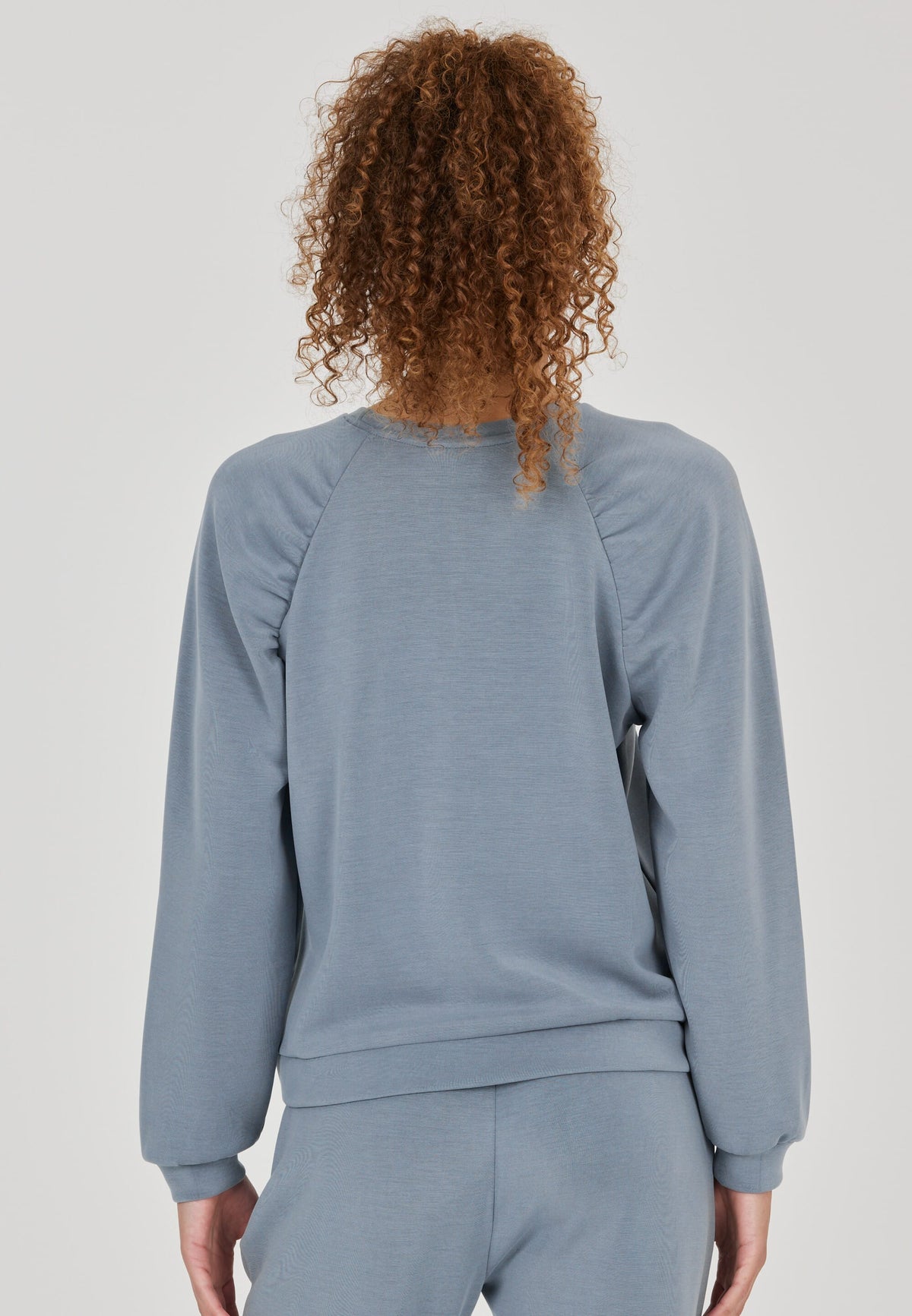 ATHLECIA JILLNANA W BALLOON SLEEVE SWEAT