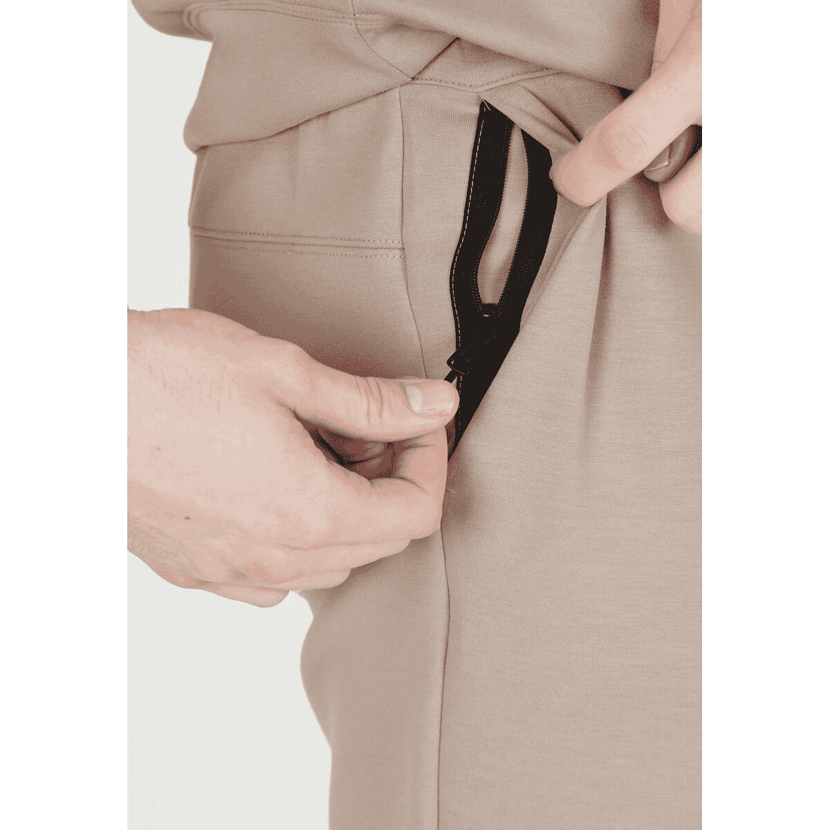 VIRTUS TARO M TECHNICAL SWEAT PANTS