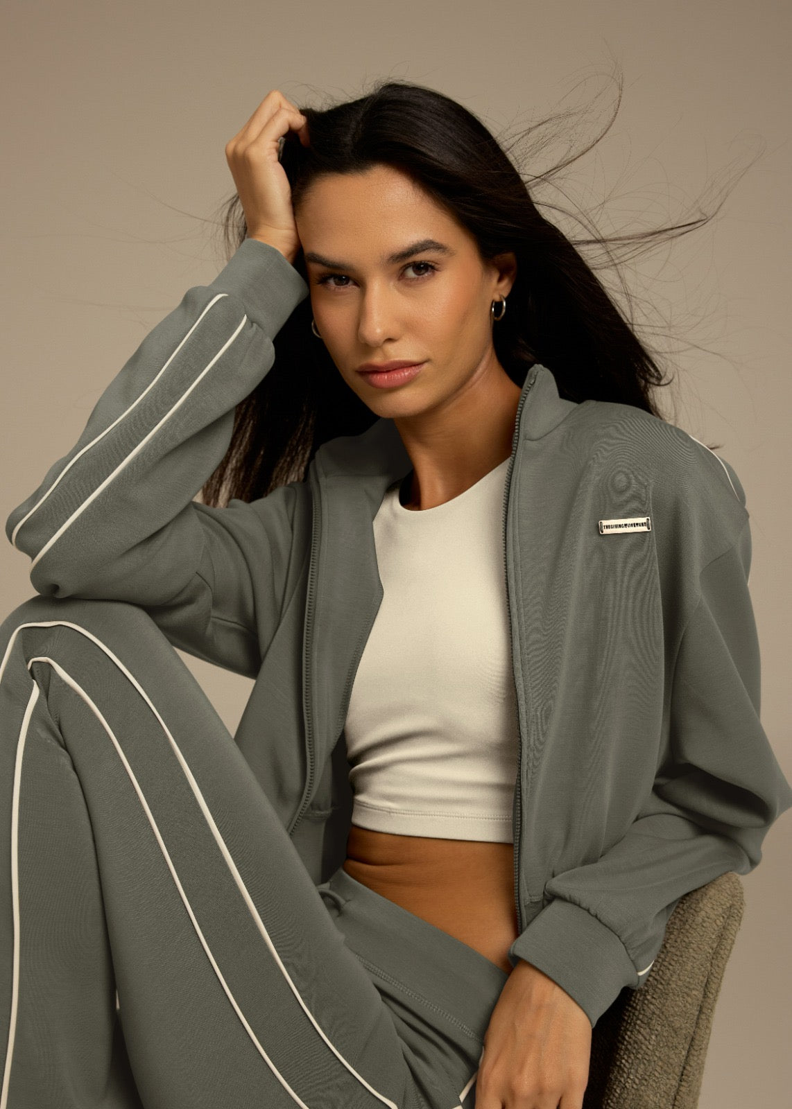 THE GIVING MOVEMENT WOMENS SCUBA SOFT CONTRAST PANEL CROP TRACK JACKET