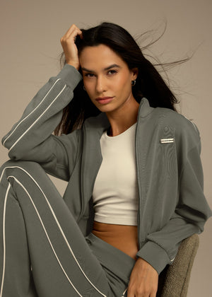 THE GIVING MOVEMENT WOMENS SCUBA SOFT CONTRAST PANEL CROP TRACK JACKET