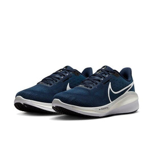 NIKE VOMERO 17