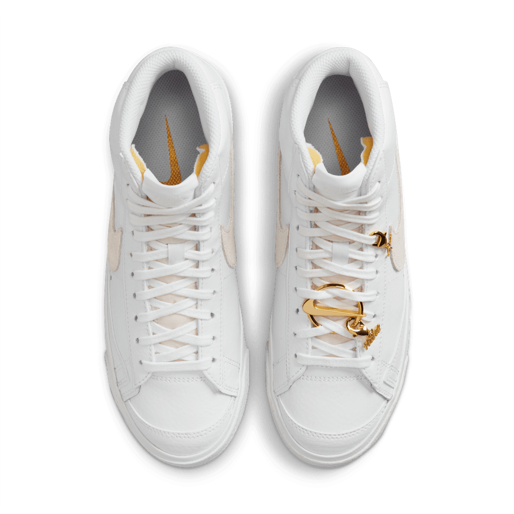 WMNS NIKE BLAZER MID '77 AC