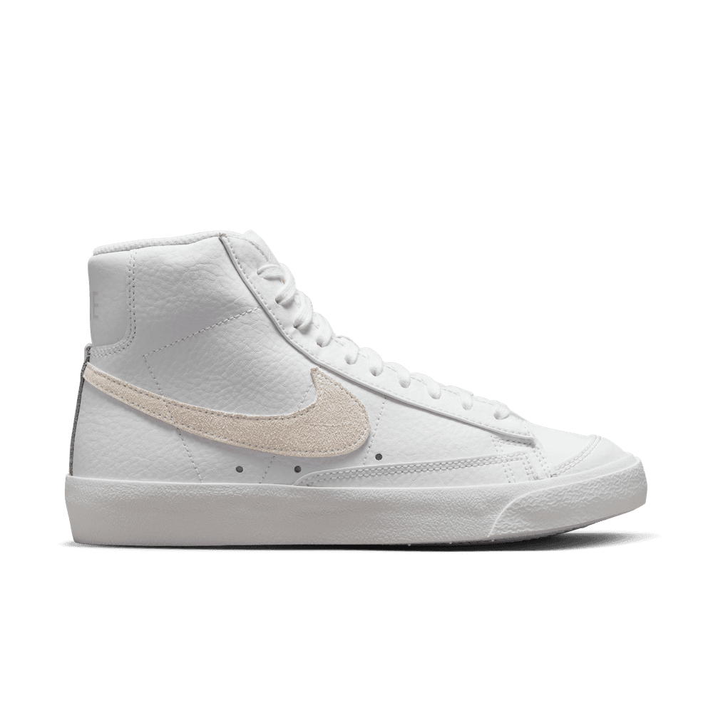 WMNS NIKE BLAZER MID '77 AC