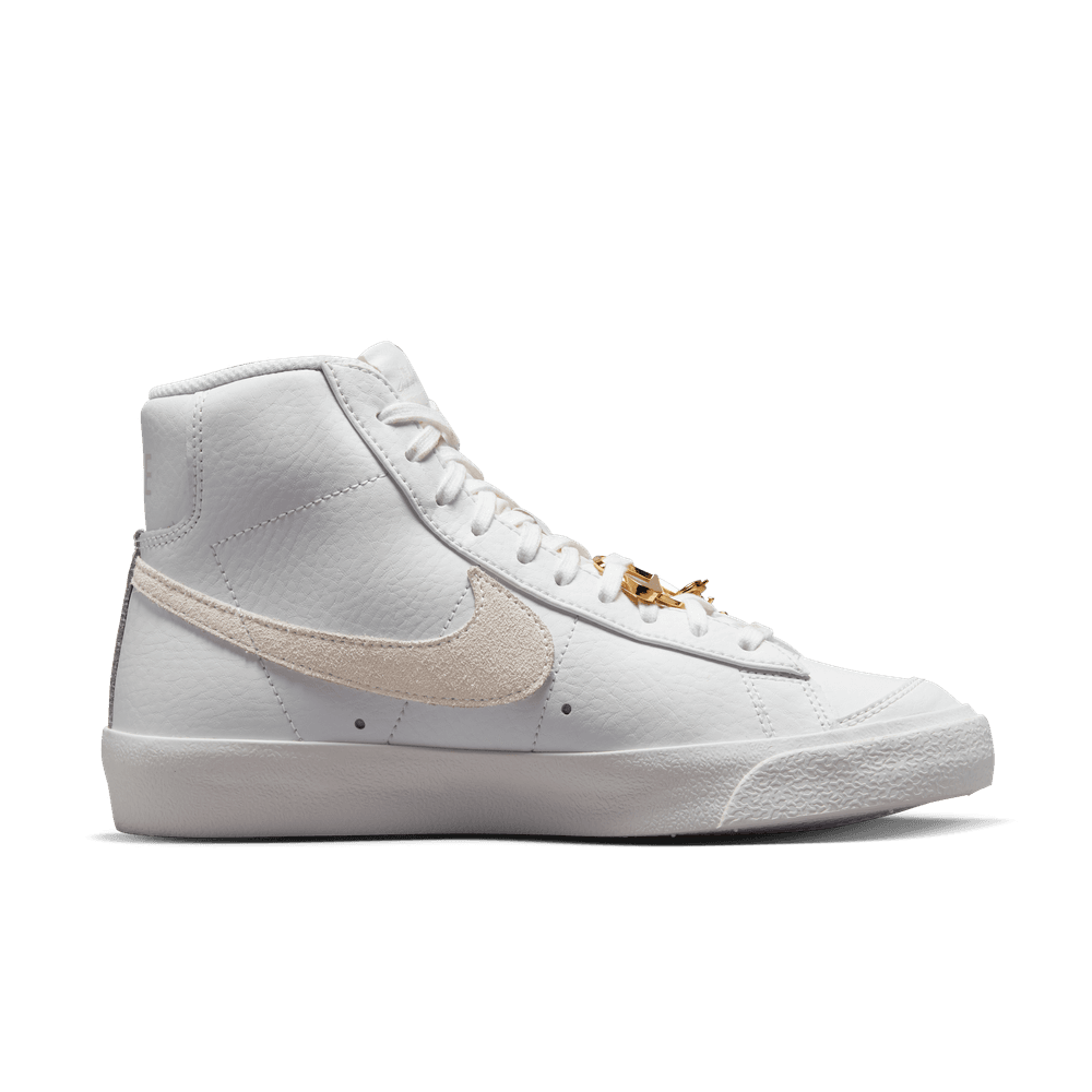 WMNS NIKE BLAZER MID '77 AC