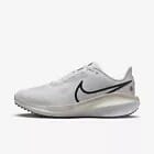 W NIKE VOMERO 17