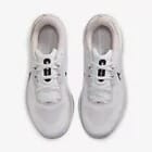 W NIKE VOMERO 17